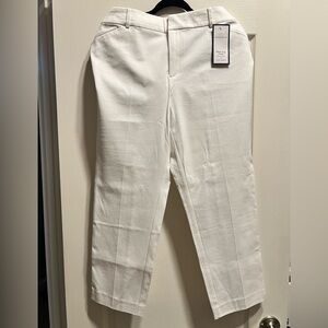 M1058 - Charter Club White Cropped Pants